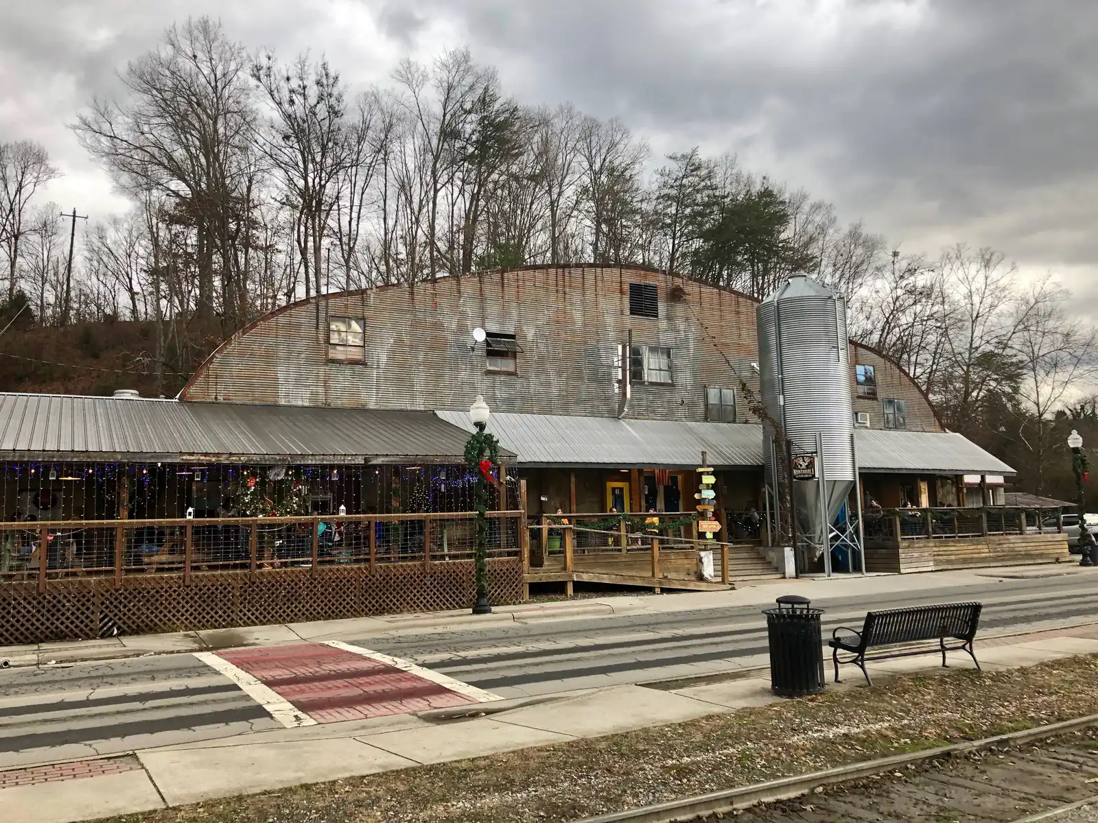 The taproom and outdoor deck of a craft brewery in Bryson City, in the North Carolina mountains.