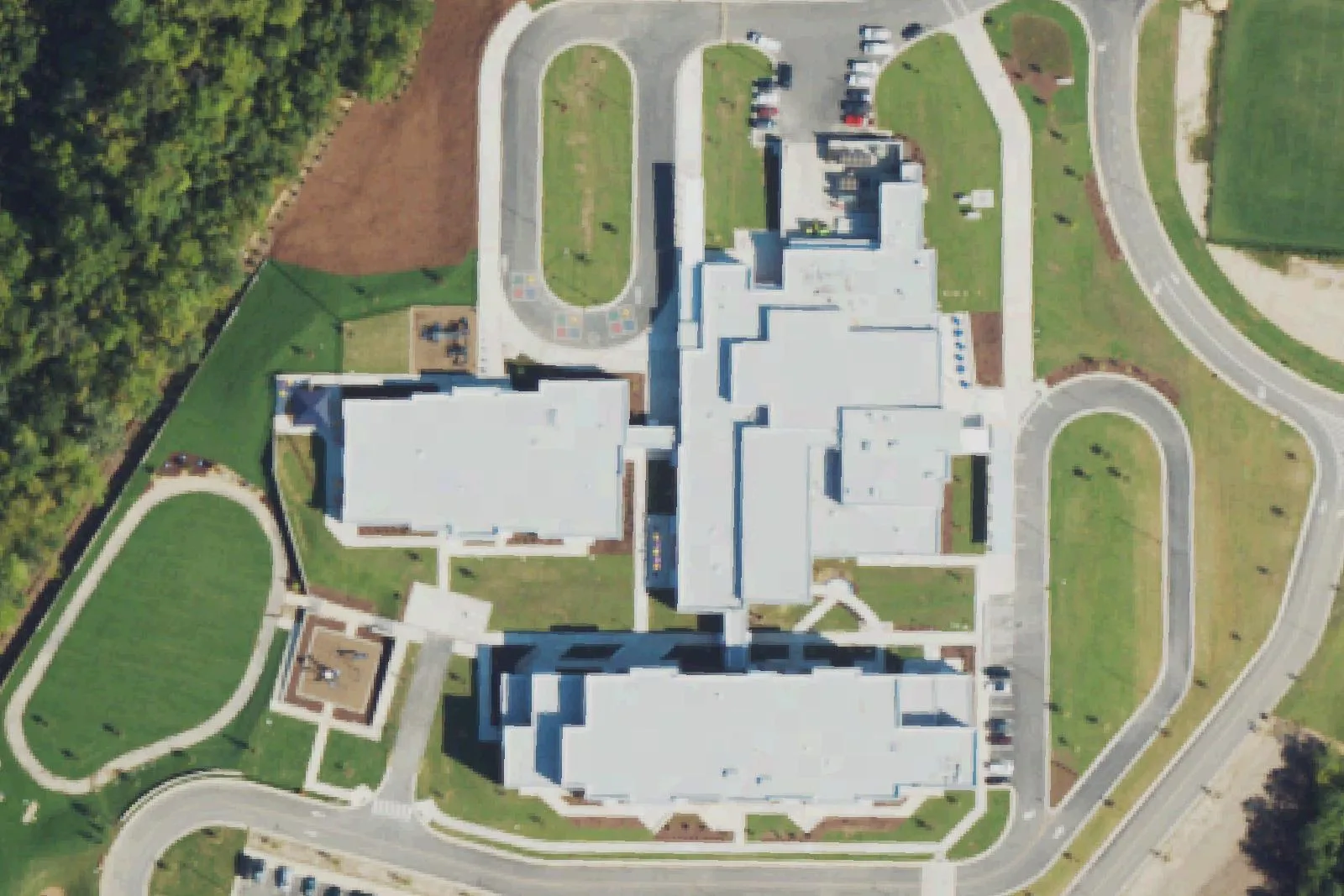 Apex Friendship Elementary School on the Humie Olive Road campus in Apex, seen from the air