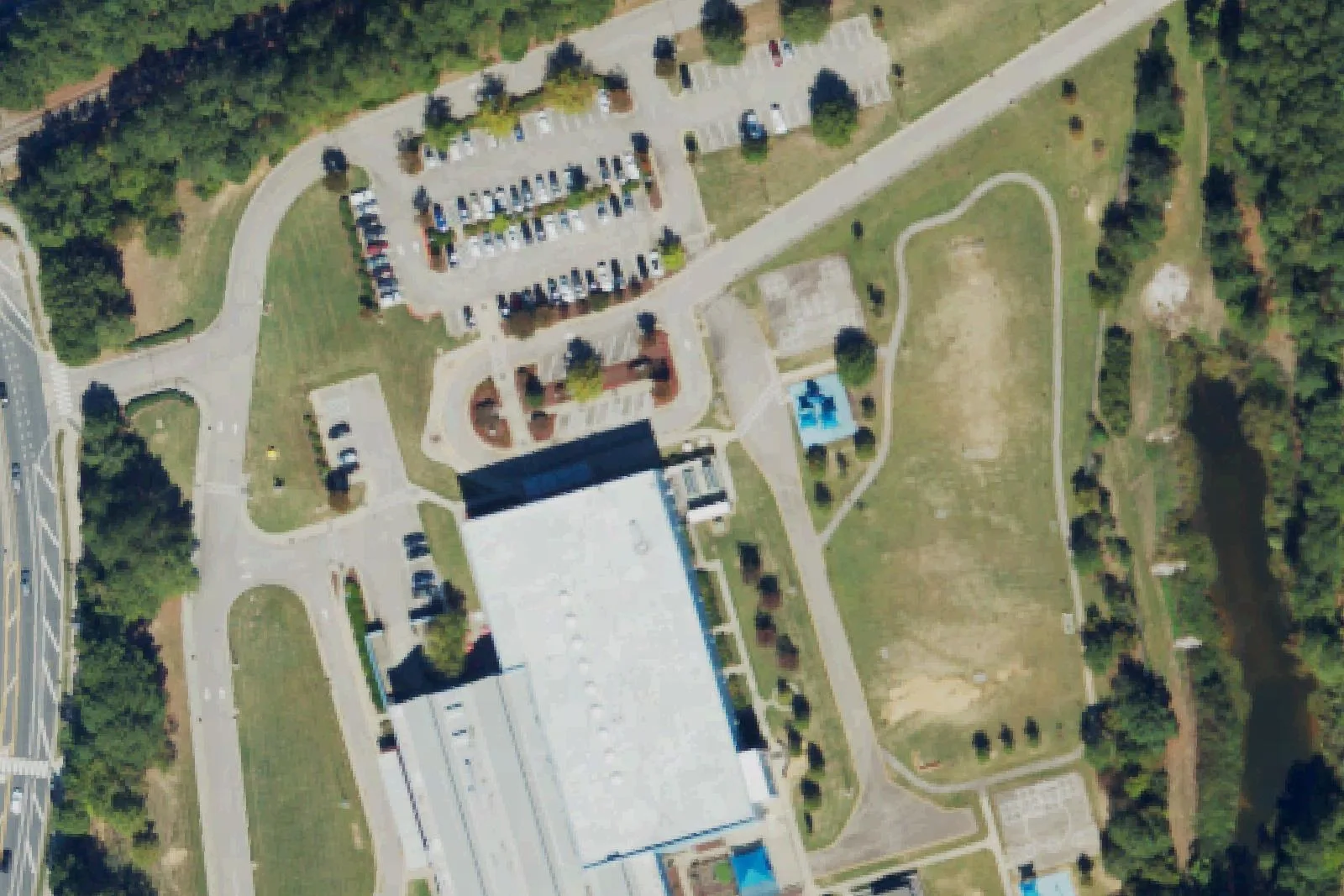 Laurel Park Elementary School and its parking lots off Laura Duncan Road, seen from the air